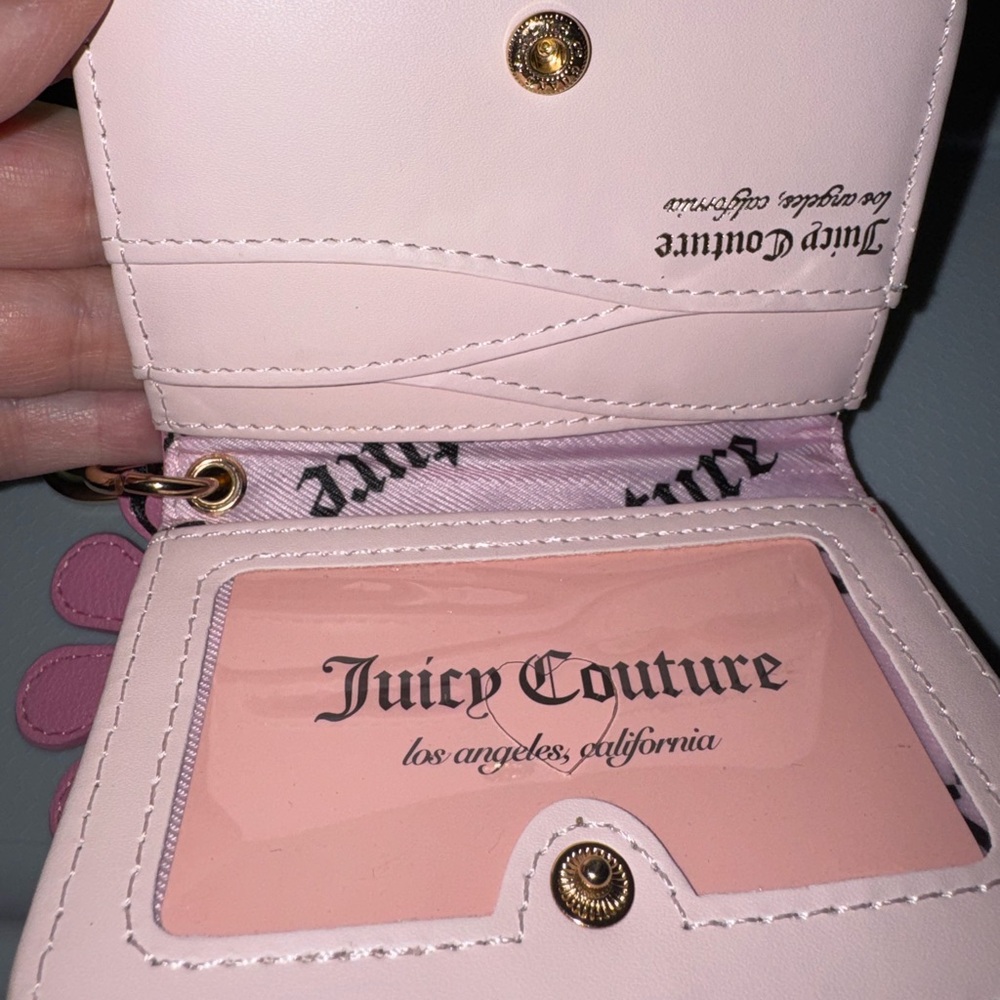Juicy Couture Pink Floral Keychain Wallet with Gold Heart Accent - Picture 6 of 7